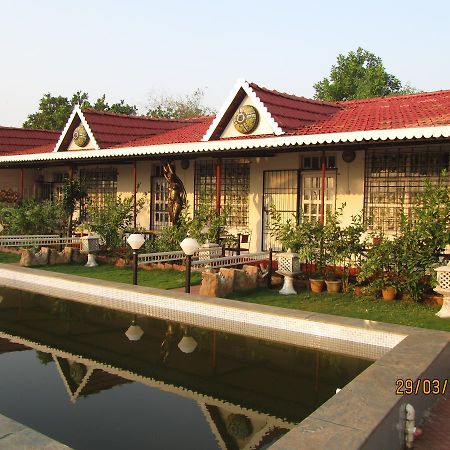 Sona Villa, The Lake Chalet Kudal  Exterior foto