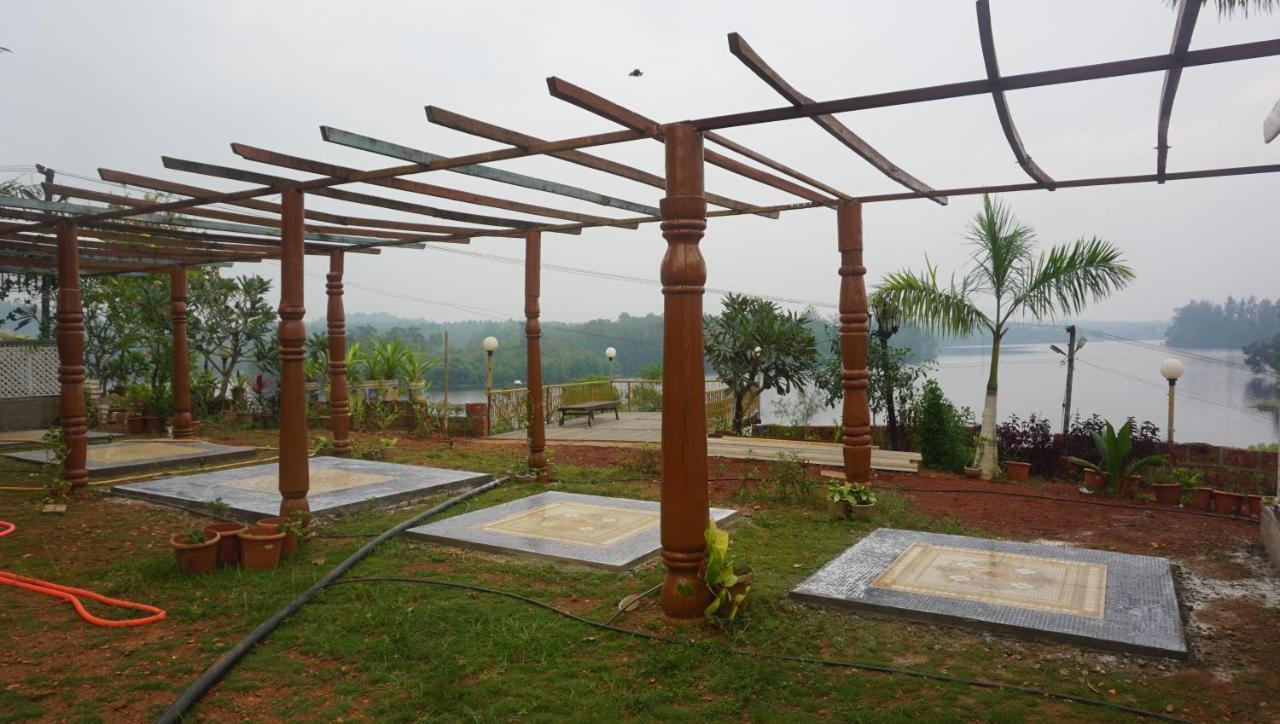 Sona Villa, The Lake Chalet Kudal  Exterior foto