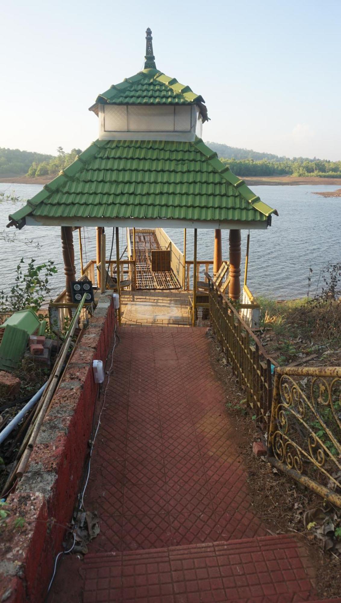 Sona Villa, The Lake Chalet Kudal  Exterior foto